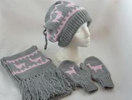 free knitting pattern Llama Hat, scarf and Mittens